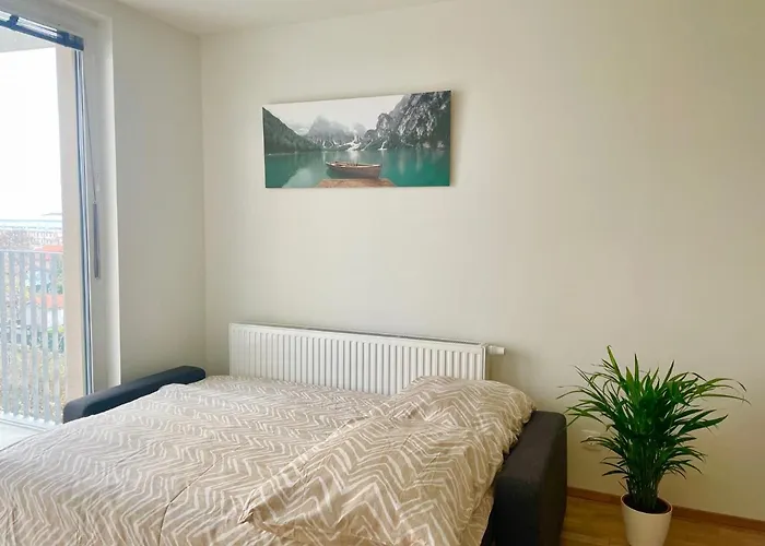 55m2 Flat With Balcony & Parking Vienna
